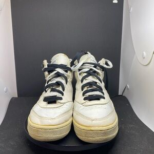 Women’s Vintage L.A. Gear 632 White and Black Laces  Sneakers EUC Size 8.5 80s